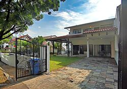 Grove Drive (D10), Semi-Detached #594495441